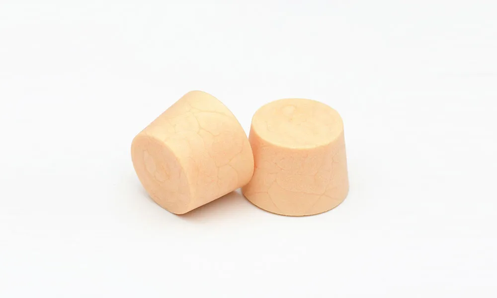 Cone-shaped-cork-bottle-stopper2