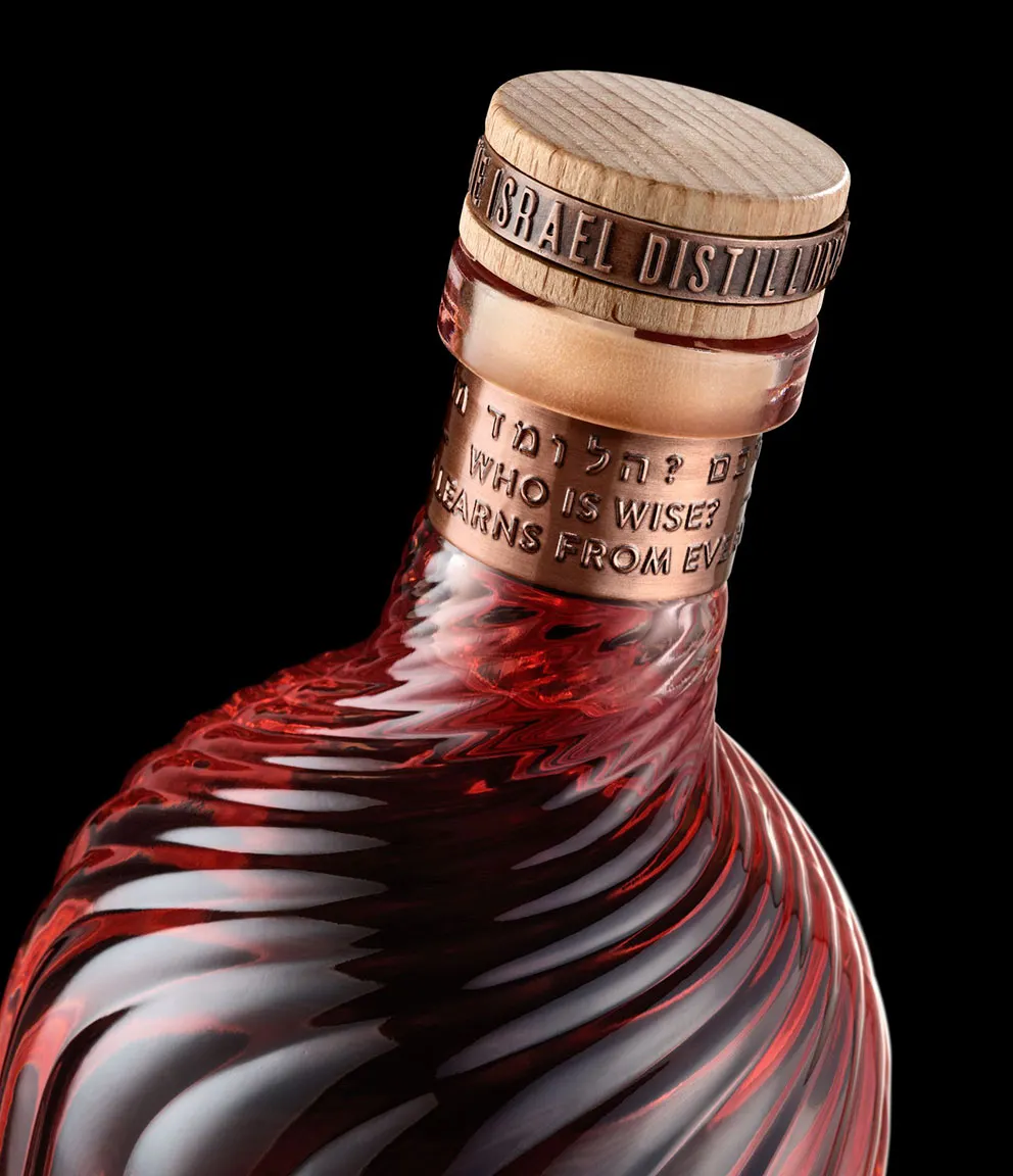 Spirits-Bottle-Stopper4
